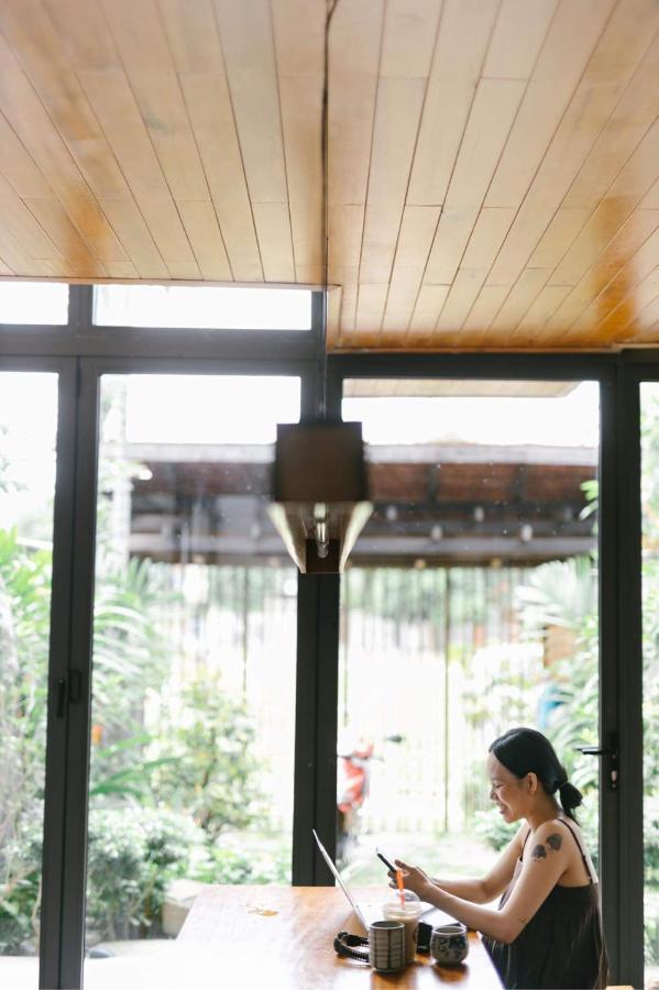 The Purple Hue Homestay エクステリア 写真